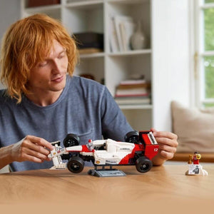 Construction set Lego 10330 Mclaren MP4/4 & Ayrton Senna-2
