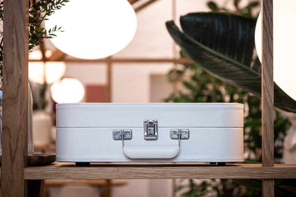 Studio 57 Mellow Turntable (White)-4